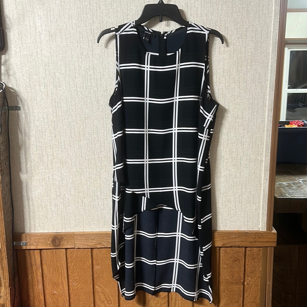 ALFANI HI LO TUNIC TOP: BLACK/WHITE: EXCELLENT CONDITION: SIZE 12